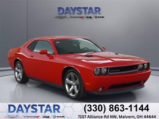 Used 2014 Dodge Challenger R/T image 1