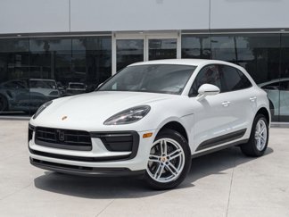 Used 2024 Porsche Macan image 1