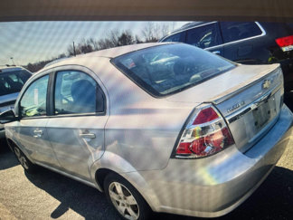 Used 2009 Chevrolet Aveo LT w/ Power and Convenience Package image 1