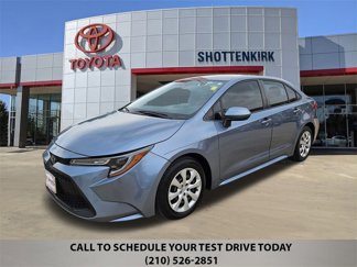 Used 2020 Toyota Corolla LE image 1