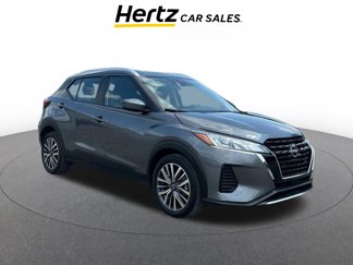 Used 2024 Nissan Kicks SV image 1