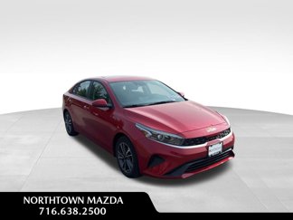 Used 2023 Kia Forte LXS image 1