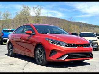Used 2023 Kia Forte LXS image 1