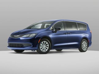Used 2020 Chrysler Voyager L image 1