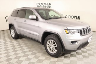 Used 2018 Jeep Grand Cherokee Laredo image 1