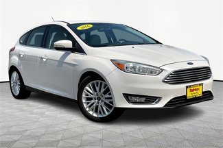 Used 2016 Ford Focus Titanium image 1