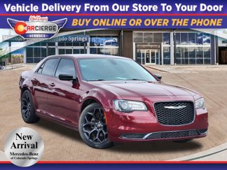 Used 2019 Chrysler 300 Touring w/ Sport Appearance Package image 1