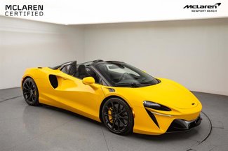 Used 2025 McLaren Artura Spider image 1