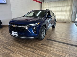 Used 2024 Chevrolet Trax LT image 1