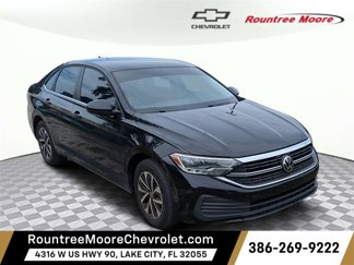 Used 2022 Volkswagen Jetta S image 1