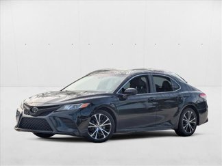 Used 2018 Toyota Camry SE w/ Moonroof Package image 1