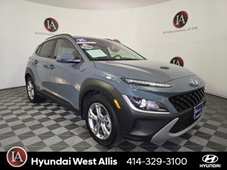Certified 2022 Hyundai Kona SEL w/ Convenience Package image 1