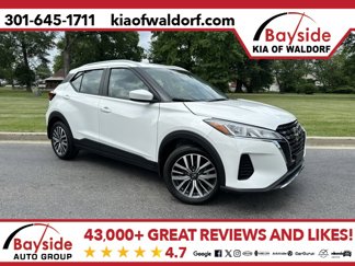 Used 2024 Nissan Kicks SV image 1