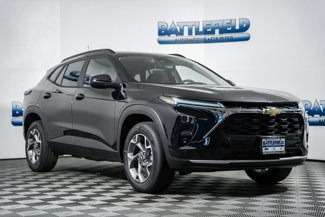 New 2025 Chevrolet Trax LT w/ Sunroof Package image 1