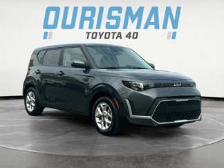 Used 2023 Kia Soul LX w/ LX Technology Package image 1