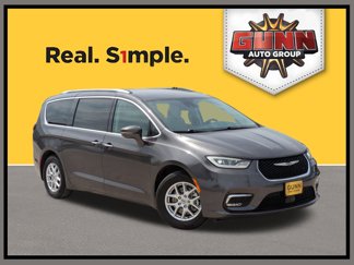 Used 2021 Chrysler Pacifica Touring-L image 1