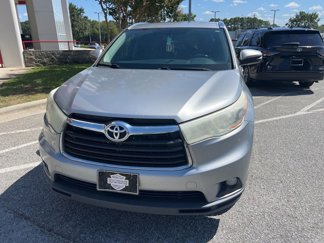 Used 2015 Toyota Highlander XLE image 1