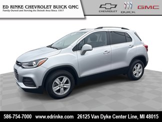 Certified 2017 Chevrolet Trax LT w/ LT Convenience Package image 1