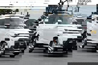 New 2025 Kia Soul LX image 1