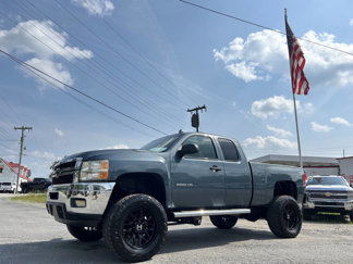 Used 2011 Chevrolet Silverado 2500 LT w/ Interior Plus Package image 1
