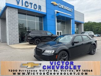 Used 2023 Chrysler 300 S image 1