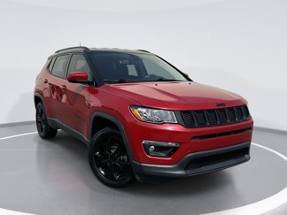 Used 2018 Jeep Compass Latitude image 1