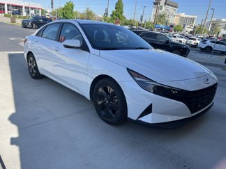 Used 2022 Hyundai Elantra SEL image 1