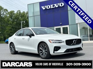 Certified 2022 Volvo S60 B5 Momentum w/ Premium Package image 1