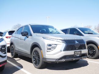 Used 2024 Mitsubishi Eclipse Cross LE image 1