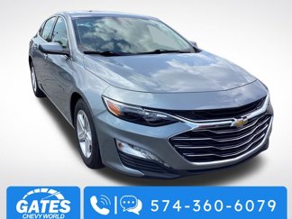 Used 2024 Chevrolet Malibu LT image 1