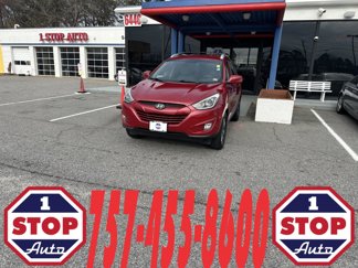 Used 2015 Hyundai Tucson SE image 1