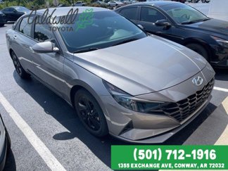 Used 2023 Hyundai Elantra SEL image 1
