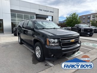Used 2014 Chevrolet Suburban LT w/ Luxury Package image 1