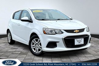 Used 2020 Chevrolet Sonic LT image 1