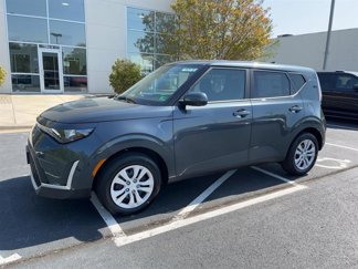 New 2025 Kia Soul LX image 1