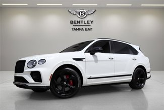 Used 2022 Bentley Bentayga image 1