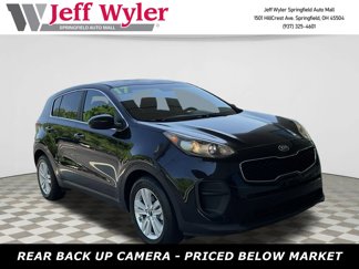 Used 2017 Kia Sportage LX image 1