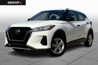 Used 2021 Nissan Kicks S image 1