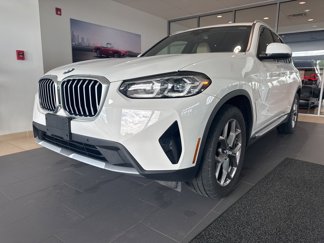 Certified 2022 BMW X3 xDrive30i w/ Convenience Package image 1