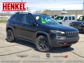 Used 2023 Jeep Cherokee Trailhawk image 1