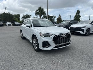 Used 2024 Audi Q3 2.0T Premium image 1