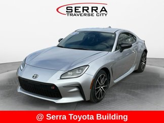 Certified 2022 Toyota GR86 image 1