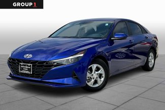Used 2023 Hyundai Elantra SE image 1