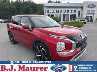 Used 2023 Mitsubishi Outlander SE image 1