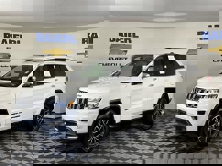 Used 2017 Jeep Grand Cherokee Limited image 1