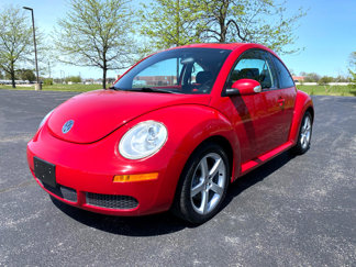 Used 2010 Volkswagen Beetle Coupe image 1