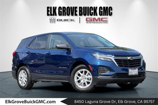 Used 2022 Chevrolet Equinox LS w/ LS Convenience Package image 1