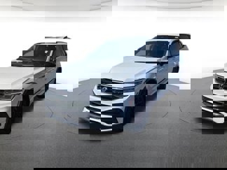 Used 2022 Volkswagen Tiguan SE R-Line image 1