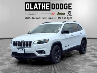 Used 2023 Jeep Cherokee Altitude Lux image 1