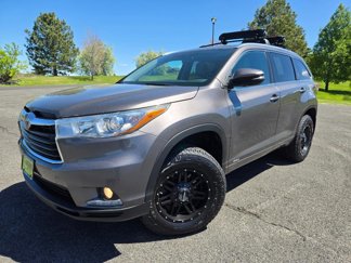 Used 2016 Toyota Highlander Limited image 1
